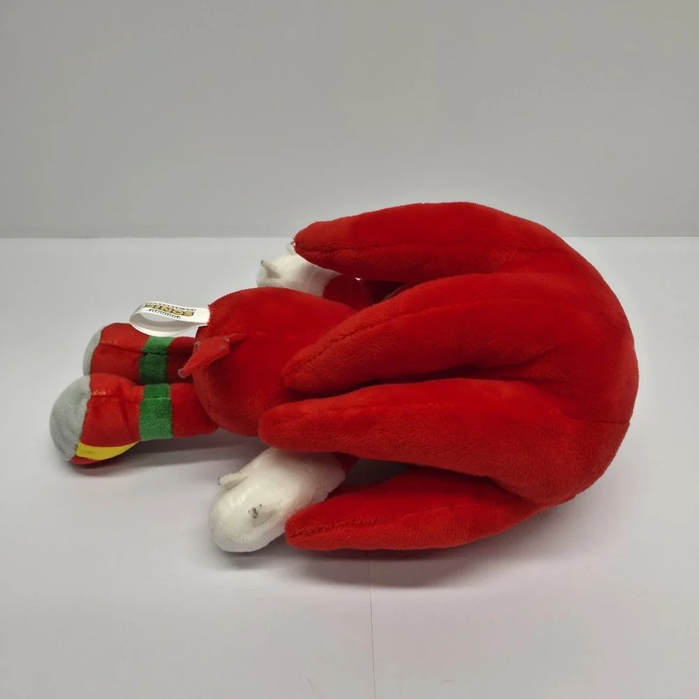Sonic the Hedgehog KNUCKLES GRIN PLUSH Purple‎ Eyes Plush Toy